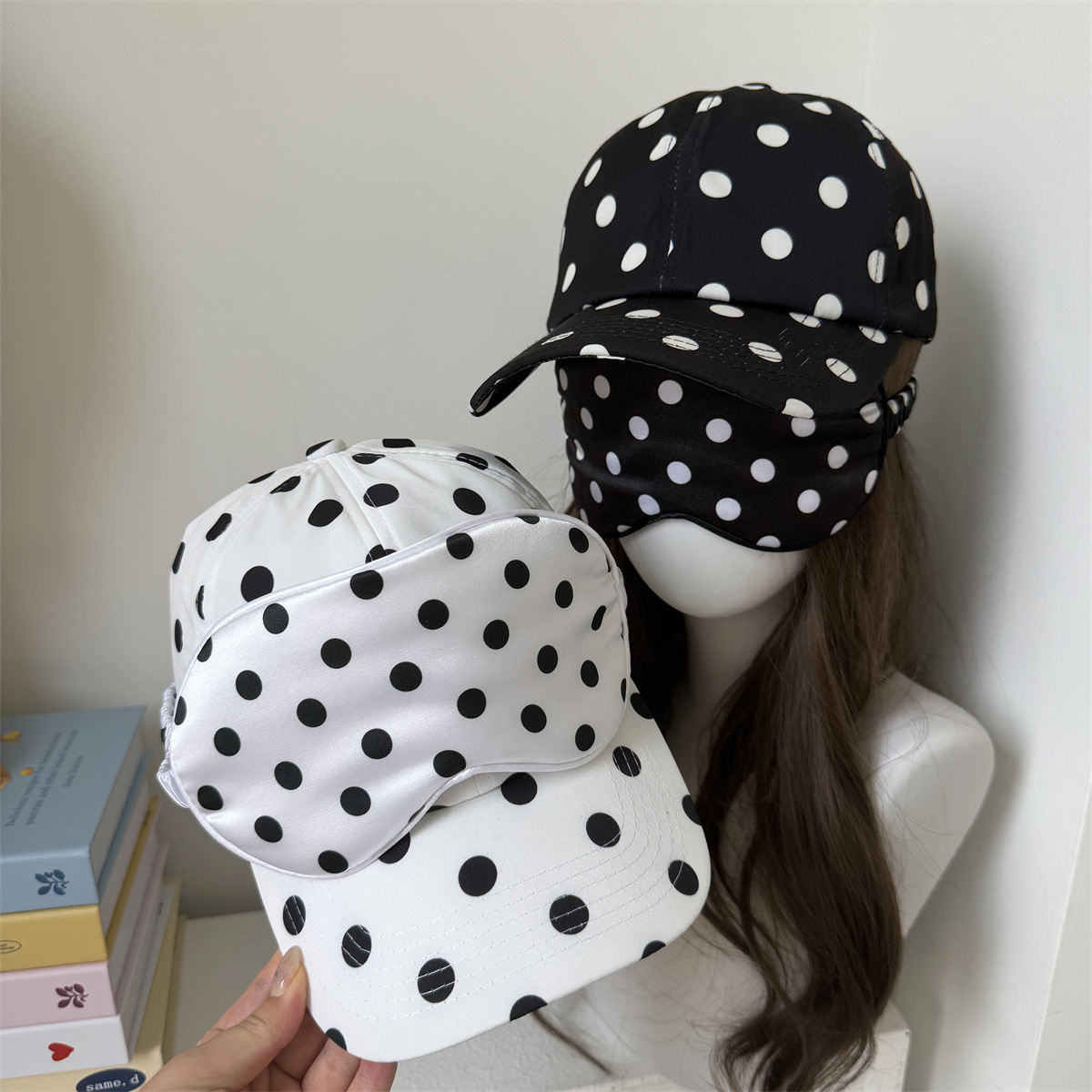 Polka Dot Baseball Cap & Eye M - Travel Accessories Kit For Women ulasan dan harga