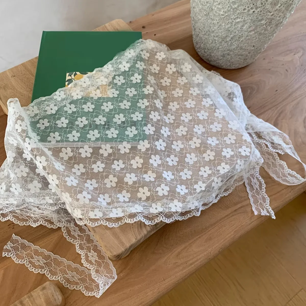 Elegant Lace Neck Scarf for Wo - Travel Accessories Shops ulasan dan harga