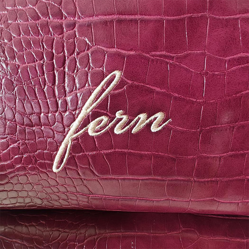 Embroidered Croc Makeup Bag Pe - Travel Accessories Gifts For Her ulasan dan harga